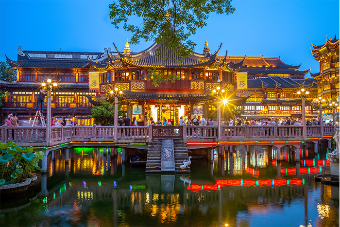 景區(qū)不做亮化，吸引力不再，快行動(dòng)！