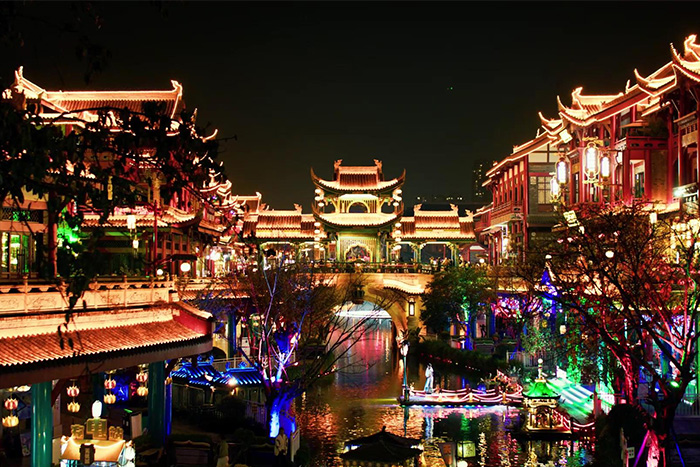 游客天黑就散場？景區(qū)亮化幫你抓住“夜間黃金4小時”，客流翻倍就靠這一步！