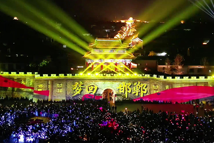 暗場景區(qū)沒人氣？燈光亮化工程秒變“夜間打卡地”！