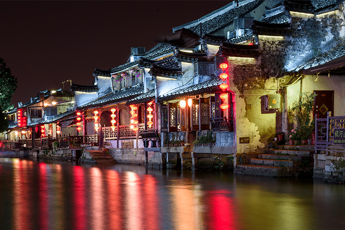 燈光一開客自來！景區(qū)如何靠夜游亮化突破30%客流增長
